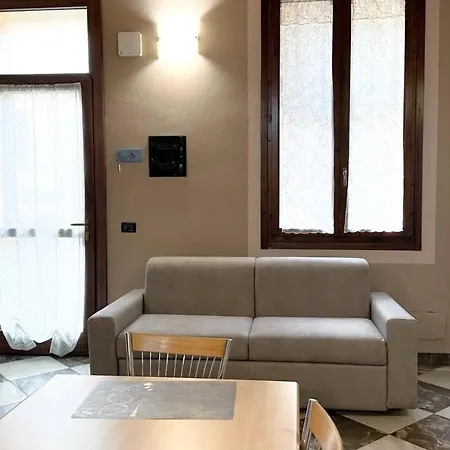 Nella Dimora Di Bassani A - Parcheggio Incluso * Ferrara